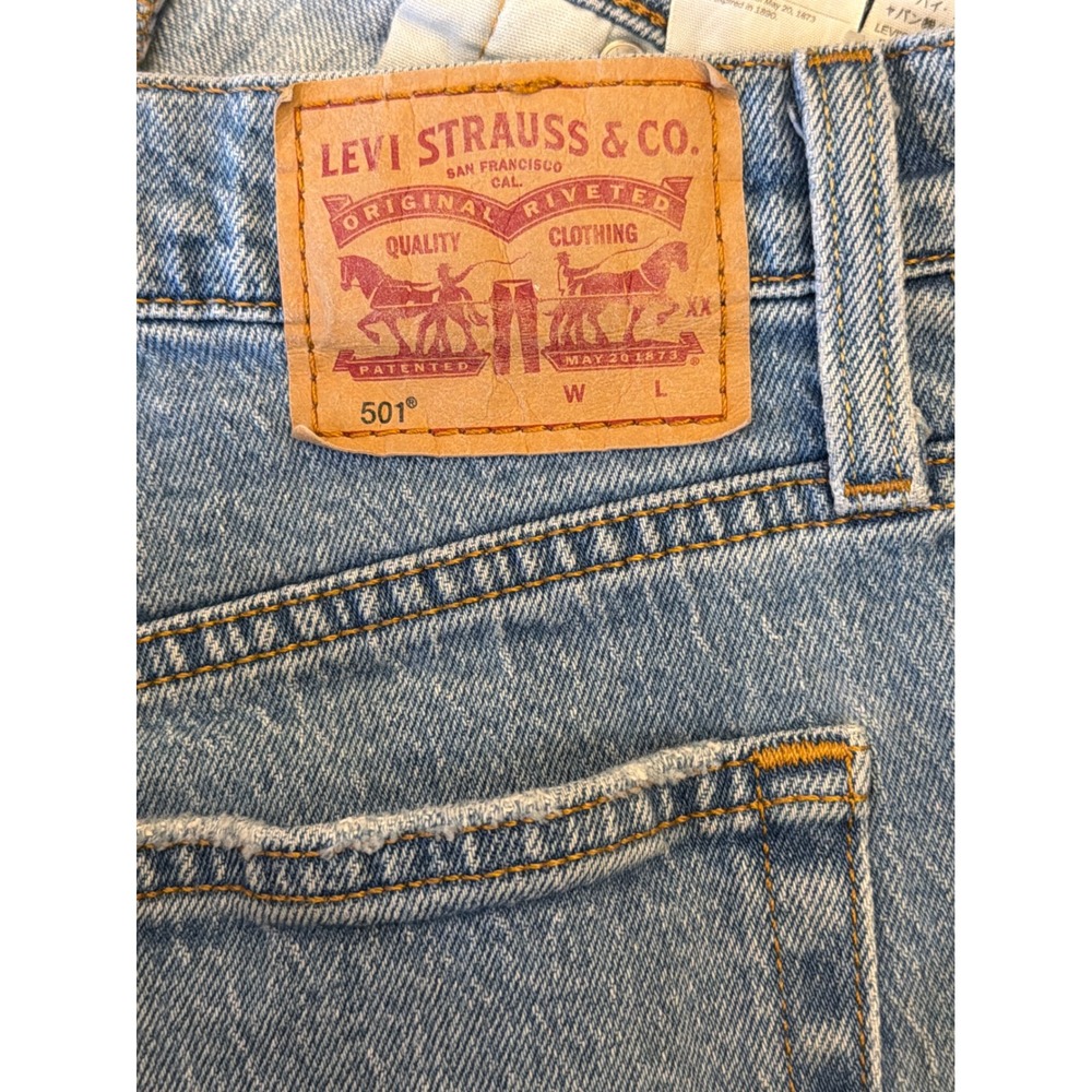 Levi's 501 Women Light Wash High Rise Button Fly Cutoff Denim Shorts 28